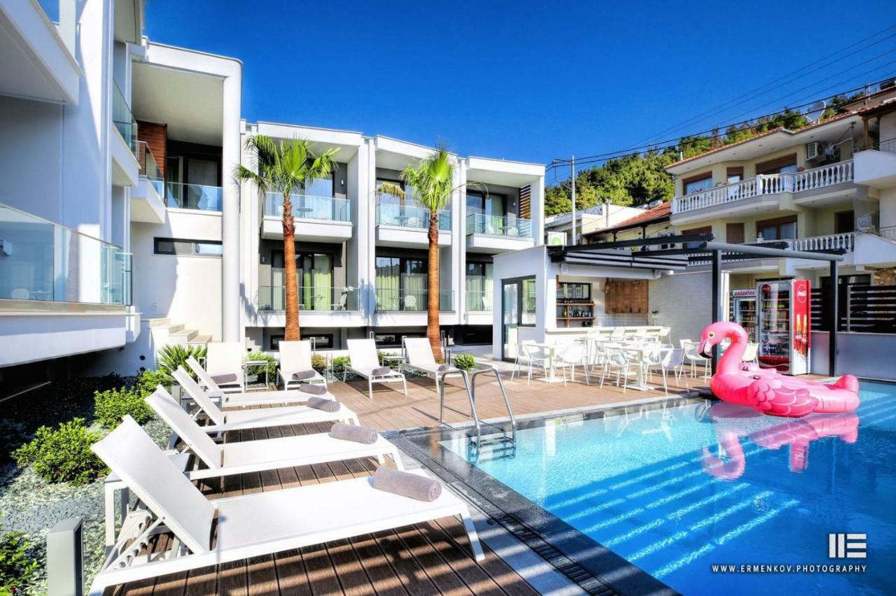 Senso Suites Néa Péramos Exterior foto