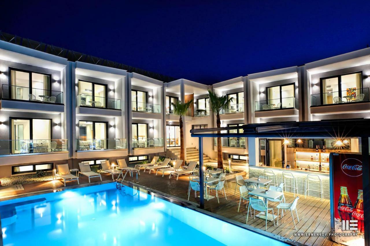 Senso Suites Néa Péramos Exterior foto