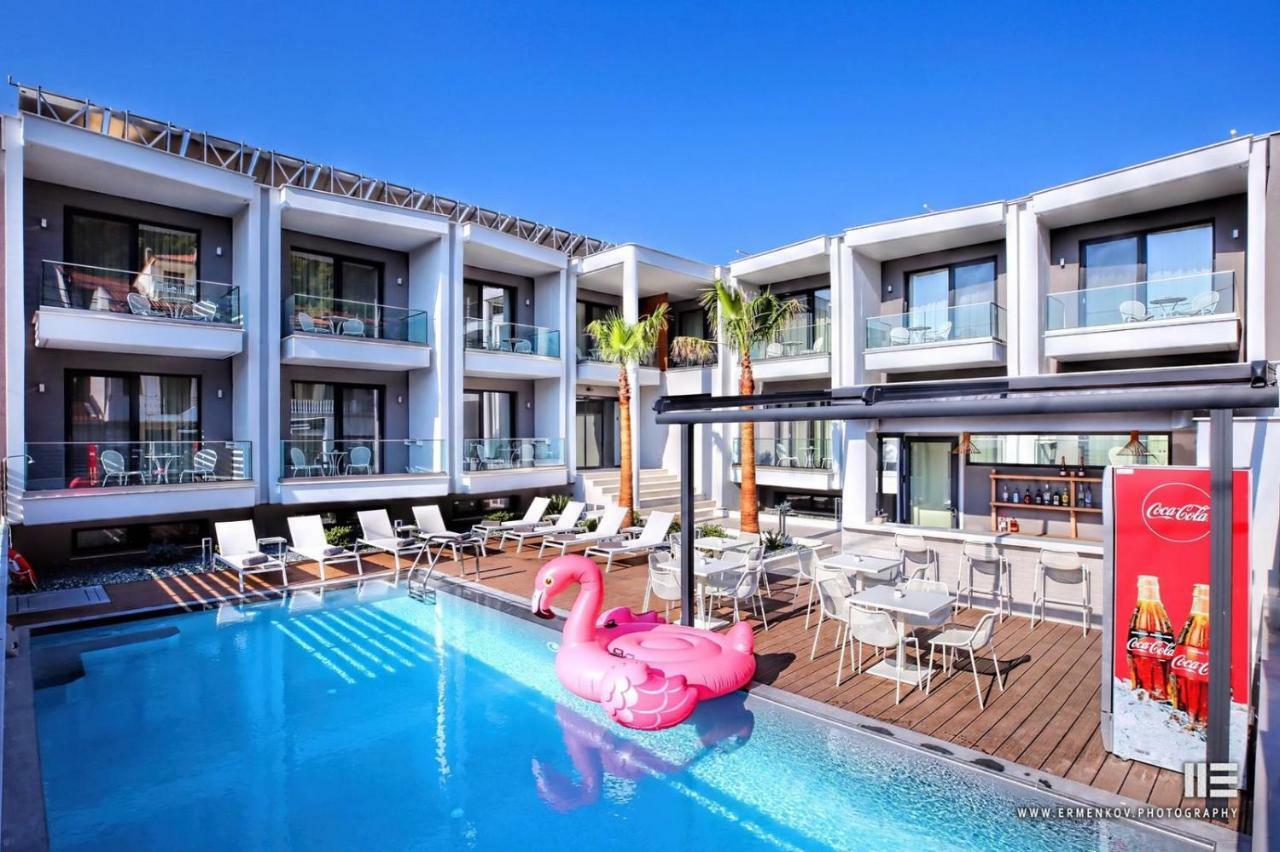Senso Suites Néa Péramos Exterior foto