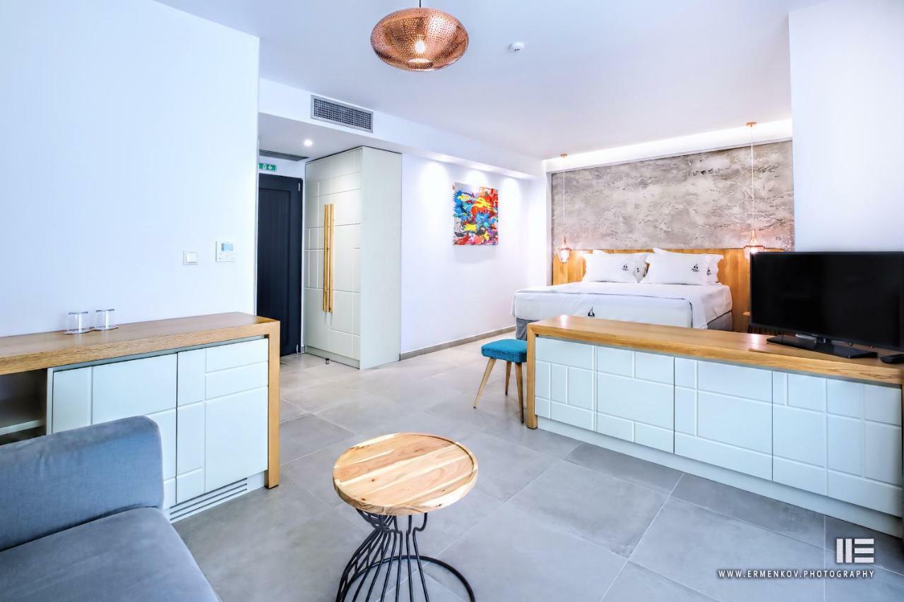Senso Suites Néa Péramos Exterior foto